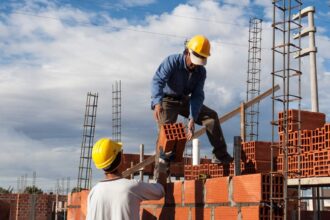 Más de 100 trabajadores fueron despedidos en Chilecito durante los últimos días