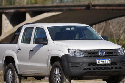 Los 0km más vendidos de noviembre: Hilux y Amarok están cabeza a cabeza y definen en diciembre