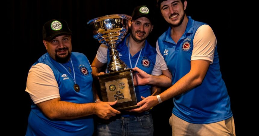 La nueva estrella de Argentinos Juniors: se consagró campeón de la segunda Liga Nacional de Truco