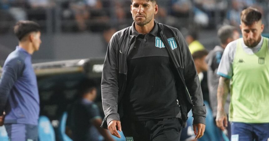 racing-se-quedo-sin-dt:-grazzini-no-seguira-al-frente-del-equipo-y-por-ahora-no-esta-claro-quien-puede-sucederlo