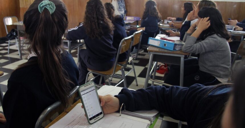 Colegios privados: autorizaron ahora un nuevo aumento para la vuelta a clases