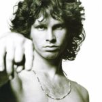 Jim Morrison cumpliría 80 años: mitos, misterios y secretos de una vida de drogas, sexo y rock