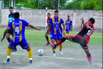 Defensores venció a Andino y lo eliminó del Regional Amateur