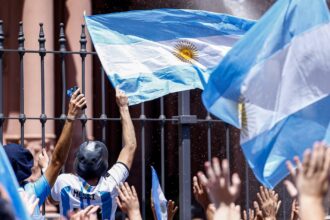 Los seguidores de Milei en la calle: repudio a la “casta”, insultos a Cristina y un llamativo apoyo al ajuste