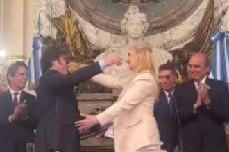 El llanto de Javier Milei cuando le tomó juramento a su hermana como secretaria general de la Presidencia