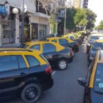 Los taxis porteños aumentarán otra vez en enero y en marzo: a cuánto se van la ficha y la bajada de bandera