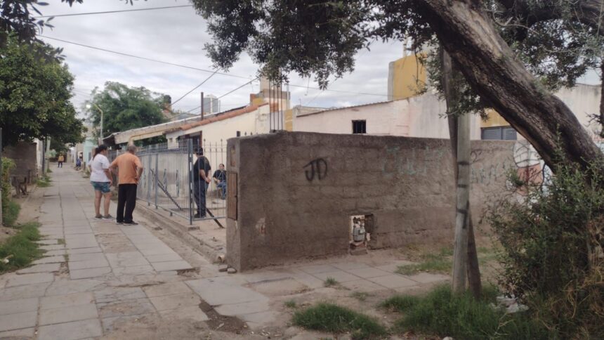 Encontraron una persona sin vida en el barrio Hospital