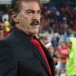 De “maestro” de Guardiola y dirigir un Mundial a DT en la Kings League: el increíble giro en la carrera de Ricardo La Volpe