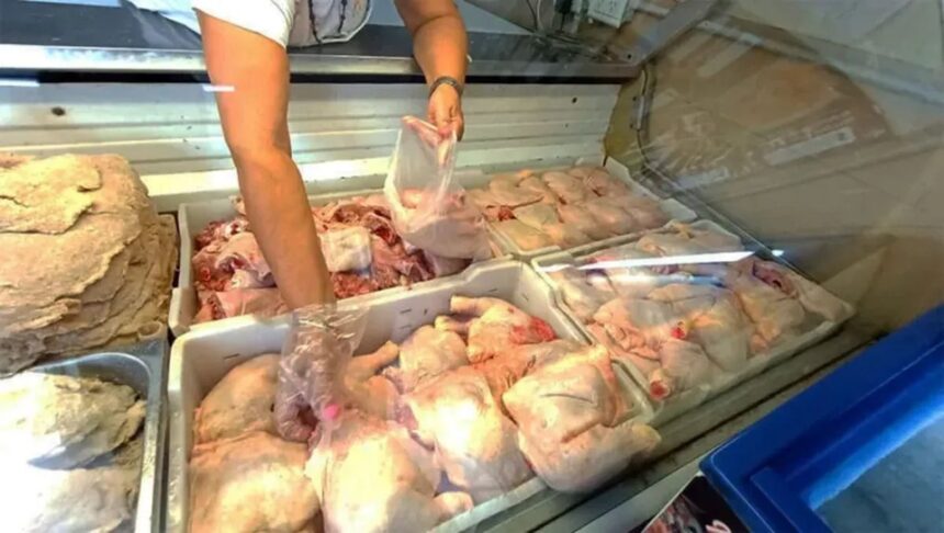 Aumentó el precio del pollo y el kilo de pechugas ronda los  mil