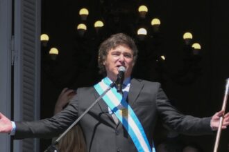 En privado, Javier Milei confía en los ajustes pero cree que “recién en marzo” va a empezar a ceder la inflación