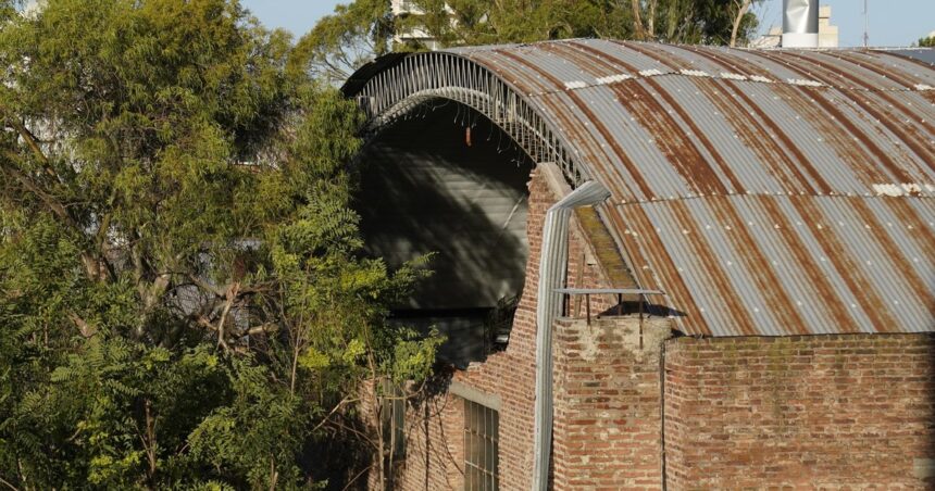 Bahía Blanca, después del trágico temporal: una ciudad arrasada y el encuentro de Milei con Kicillof