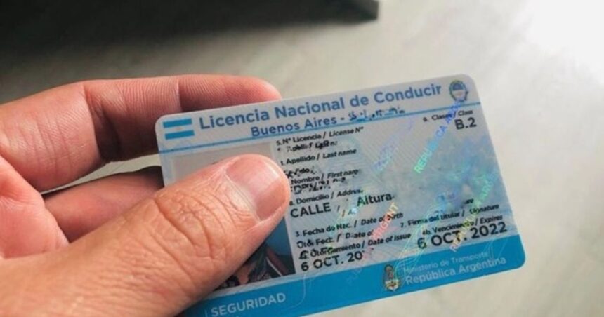 licencia-de-conducir:-como-tramitar-una-nueva-si-la-perdiste-o-te-la-robaron