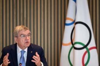 Por qué el COI no dejó a nadie contento tras su decisión de permitirles a los atletas rusos a participar en París 2024