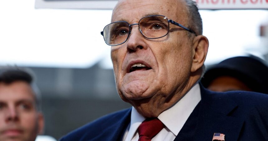 Rudolph Giuliani se declaró en bancarrota tras su condena millonaria por difamación