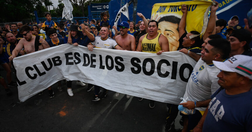 A diferencia de la previa del balotaje presidencial, fueron muchos menos los clubes del fútbol que se manifestaron contra las SAD