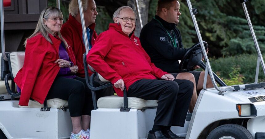 Warren Buffett revela la clave del éxito con un hábito muy sencillo