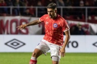 Un futbolista de Argentinos Juniors volvió de sus vacaciones y encontró su casa desvalijada: le robaron US$ 42 mil de una caja fuerte