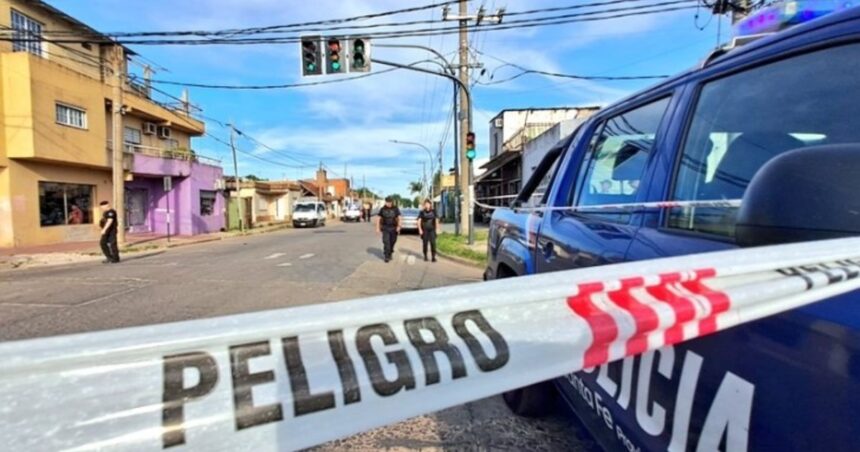 Tiroteo en Rosario: la Policía detuvo a dos jóvenes que llevaban una nota con amenazas al gobernador Maximiliano Pullaro