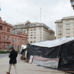 Levantan el acampe Qom en Plaza de Mayo luego de 3 años