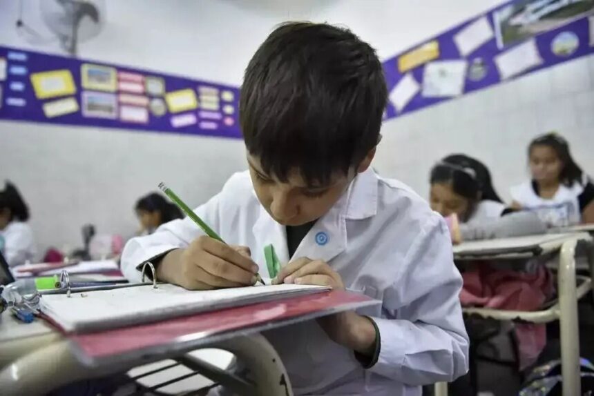 flavio-buccino:-“no-esta-nada-bueno-declarar-servicio-esencial-a-la-educacion-para-resolver-el-problema-de-los-paros”