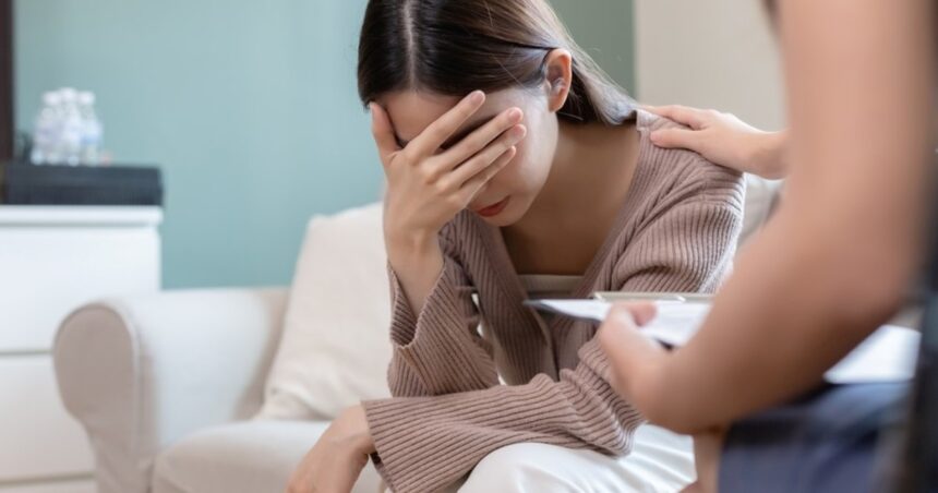 Cuáles son los primeros síntomas del trastorno bipolar en mujeres