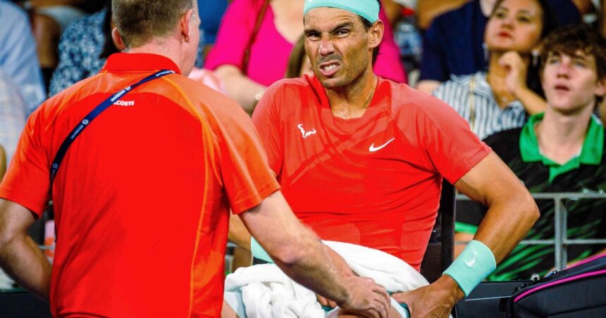 Rafael Nadal sintió molestias en el peor lugar y encendió las alarmas tras la derrota en Brisbane: “Tuve una pequeña sensación no buena”