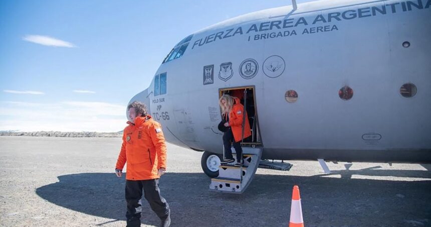 Milei viaja a Davos: comitiva mínima, avión de línea y por ahora sin bilaterales pese al aluvión de pedidos