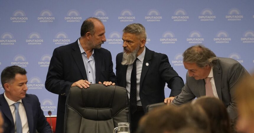 Ley ómnibus de Javier Milei en el Congreso, EN VIVO: entre chicanas y gritos, los K piden la presencia de Sturzenegger y Caputo en la comisión