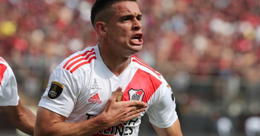 River va con todo por Santos Borré pero deberá negociar con dos clubes e invertir una cifra millonaria por sus goles