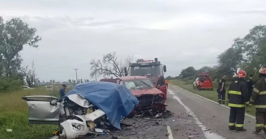 Tragedia en Córdoba: cuatro muertos, entre ellos dos niñas, por un choque frontal