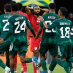 El increíble error de un árbitro en la Copa de Asia: se equivocó en la seña y demoró el triunfo de Arabia Saudita en la última jugada