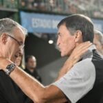 Falcioni se reencontró con Bielsa y lo dejó preocupado: Banfield le ganó a Uruguay a días de su debut en el Preolímpico de fútbol