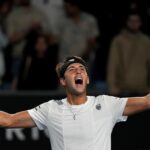 Abierto de Australia: Tomás Etcheverry barrió a otro histórico y en tercera ronda podría ir contra Djokovic