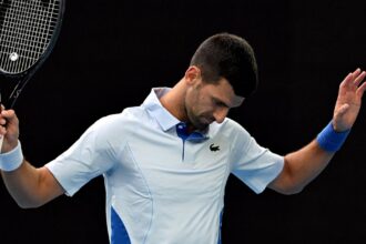 Tomás Etcheverry vs Novak Djokovic en el Australian Open EN VIVO: un Nole muy sólido se llevó el primer set