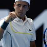 Arthur Cazaux sigue su cuento de hadas en el Australian Open: llegó como invitado y ya está en octavos