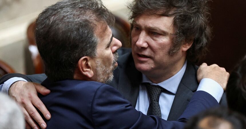 Mano a mano con Javier Milei, la pelea por el déficit y beneficios para los enemigos