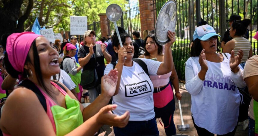 Argentina: primeira greve no governo Milei e tentativa de acordo no Congresso