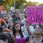 Marcha por el crimen de Uma: los vecinos quisieron llegar a la comisaría pero vallaron la calle