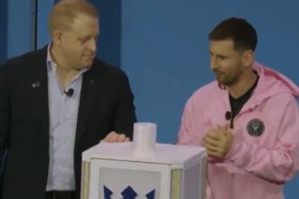 Lionel Messi habló en inglés para bautizar un barco durante la presentación de la nueva camiseta del Inter Miami