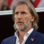 Ricardo Gareca firmó con Chile, debutará ante una potencia y tendrá el difícil desafío de llegar al Mundial