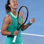 Zheng Qinwen, tras los pasos de Li Na: la china derribó el sueño de Yastremska y llegó a la final del Australian Open