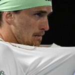 Alexander Zverev y Daniil Medvedev buscan la final de un Australian Open que ya no tiene a Novak Djokovic