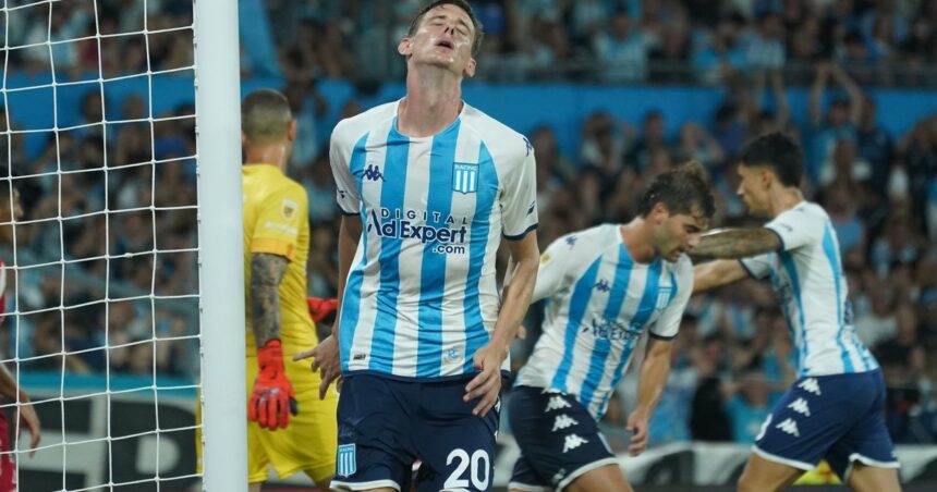 Racing perdió con Unión en el debut de Costas y tuvo un final con VAR y suspenso