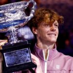 Australian Open: el campeón Jannik Sinner corrió desde atrás para dejar sin nada a Daniil Medvedev y ganar su primer Grand Slam