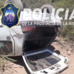 Catuna: Un auto volcó en el cruce del dique de Anzulón