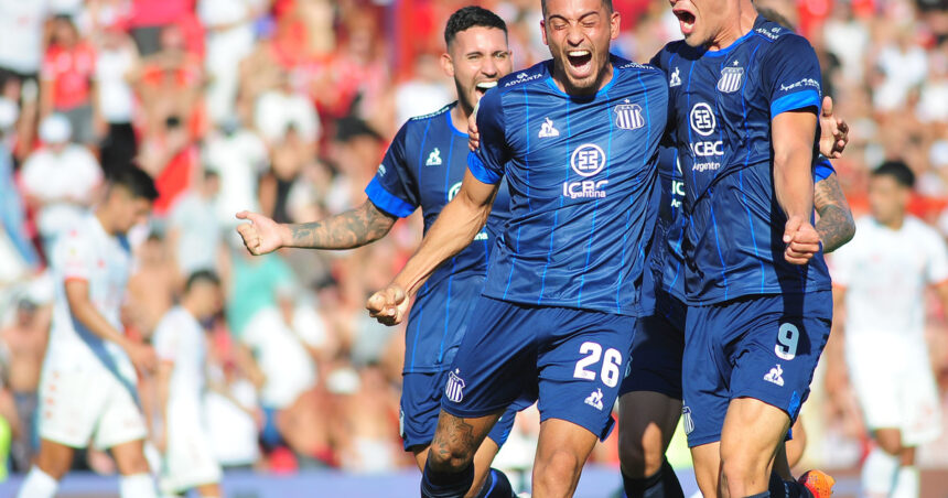 Talleres le ganó a Huracán en el infierno de La Paternal, con un golazo al ángulo inolvidable de Portillo