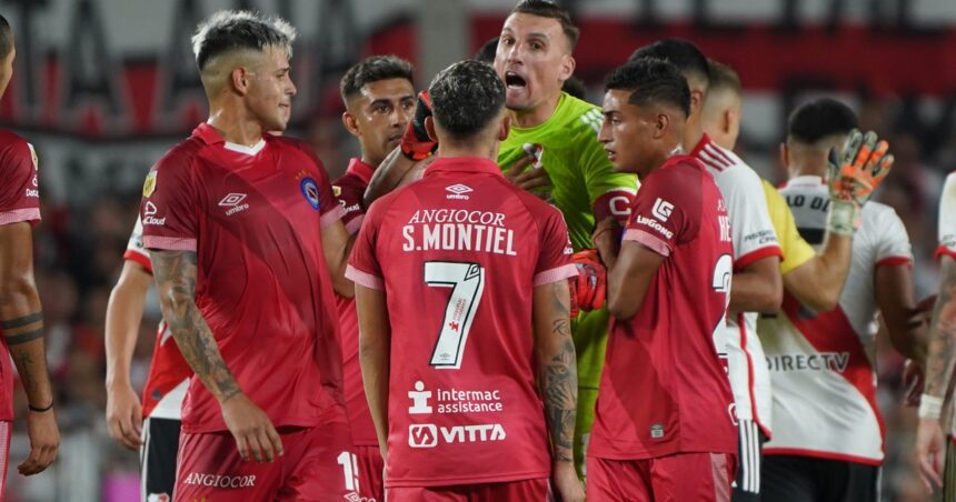 Argentinos Juniors vs Deportivo Riestra, por la Copa de la Liga: minuto a minuto, en directo