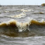 Alerta por crecida del Río de la Plata: llegará a los 3 metros en la Ciudad y ya hay calles anegadas en el Conurbano