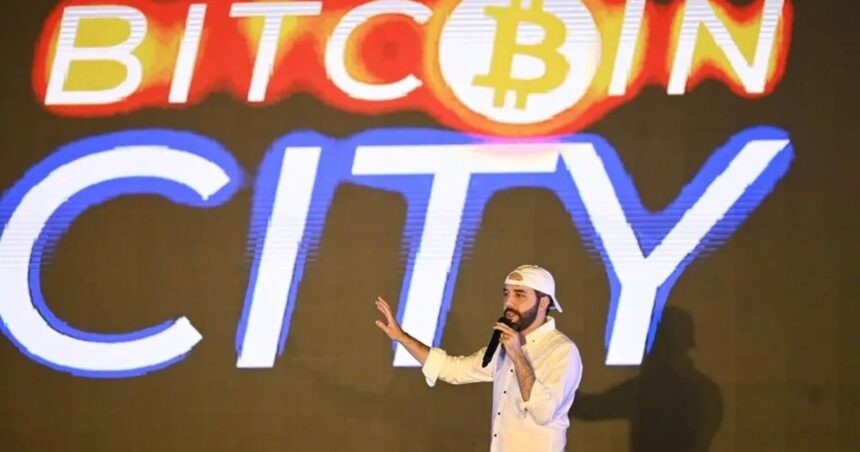 Bitcoin, la apuesta económica de Nayib Bukele que no termina de arrancar más de dos años después de su puesta en marcha