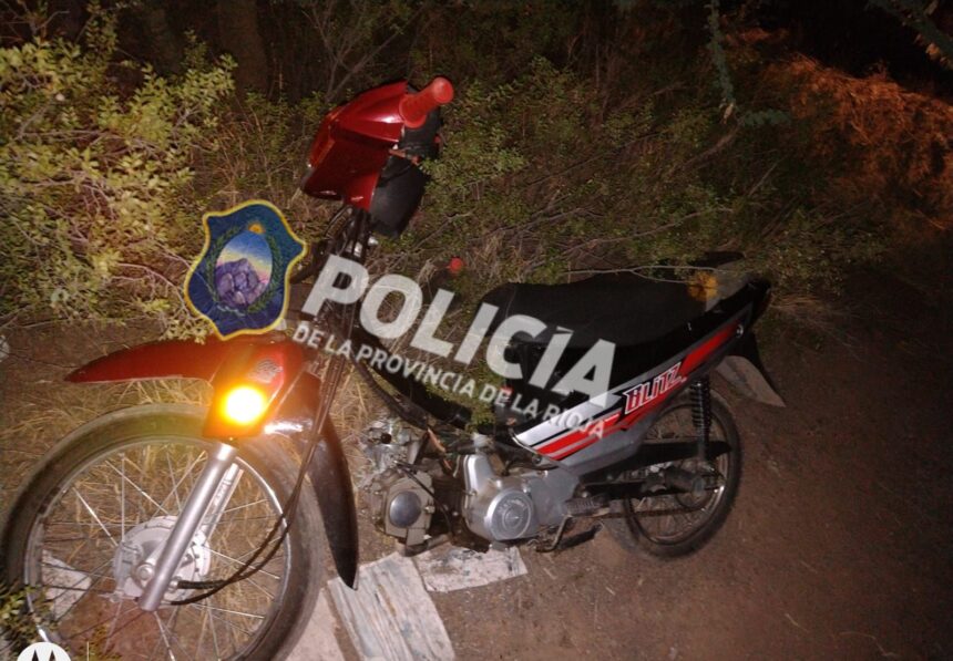 La policía recuperó una moto en el Barrio Asodismo, que había sido robada